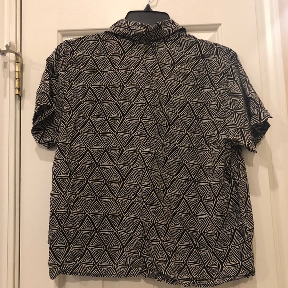 Urban Outfitters Vintage-Look Patterned Button Up Shirt - So Cute sz S / SP - Picture 2 of 6